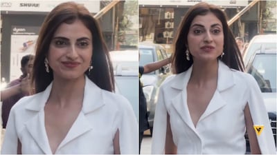 Farrhana Bhatt Makes FIRST Appearance After Bigg Boss 19, Asks Paps 'Aapke Liye Winner Kaun Hai?' | Video | Television News - News18