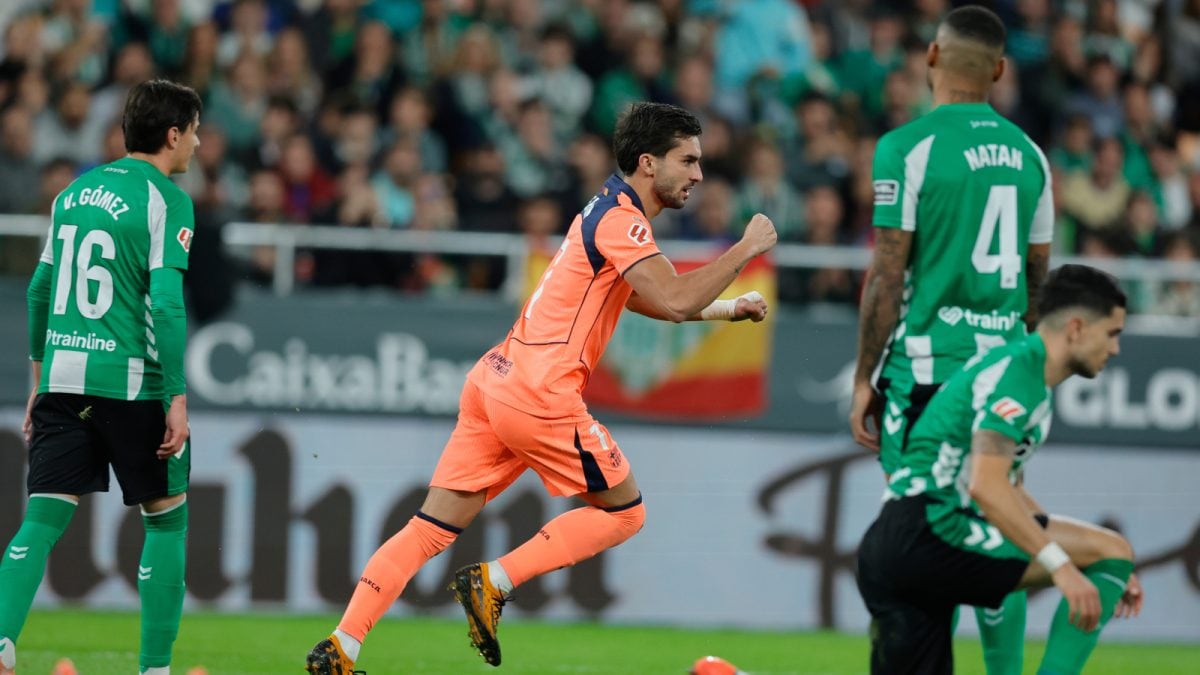 Real Betis Vs FC Barcelona: Ferran Torres Scores Hat-Trick As Barca Record 5-3 Win