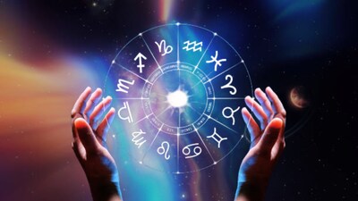 Cancer Horoscope Today: Astrological predictions by Chirag Daruwalla for December 9 2025. (AI generated image)