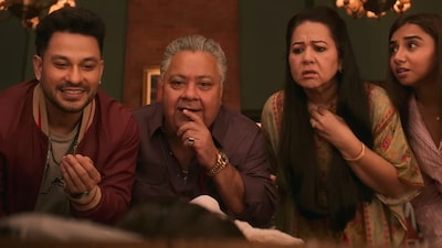 Single Papa Review: Kunal Kemmu's Comic Timing Steals The Spotlight In A Plot That's Simplified To A Fault | Web-series News - News18