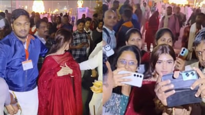 Actress Sreeleela was mobbed by fans while visiting Tirumala Temple.