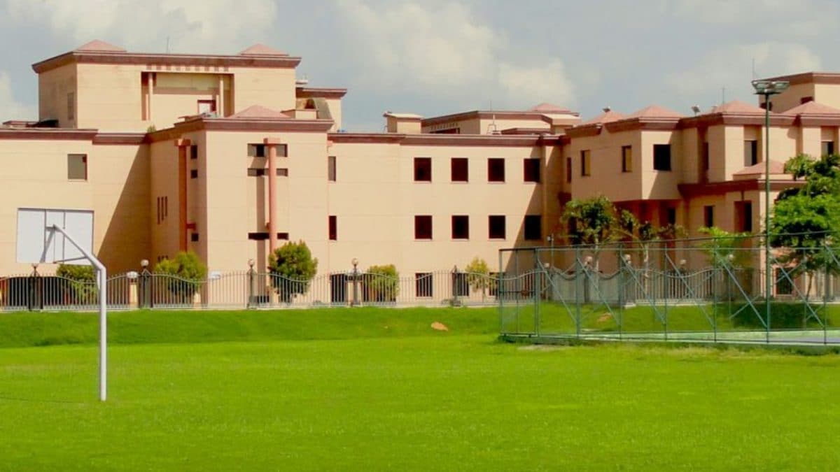 CBSE Suspends Gurugram’s GD Goenka High School Affiliation For 2026–27 Session | India News CBSE Suspends Gurugram’s GD Goenka High School Affiliation For 2026–27 Session | India News
