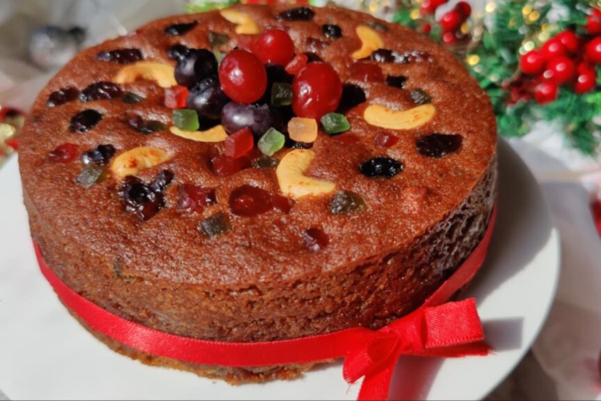 Easy Christmas Recipes For Cakes, Puddings And Holiday Salads