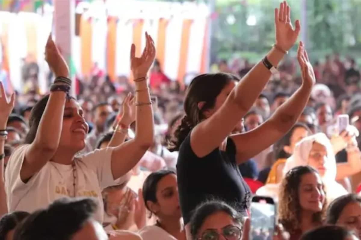 Bhajan Clubbing: How Gen Z Is Redefining Spirituality Through Music, Community And Culture