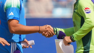 Indiai and Pakistan captains of the senior team shaking hands in the past (PTI)