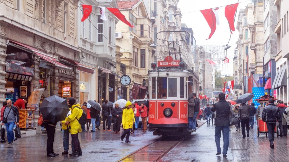 Turkey Foils Planned Christmas, New Year Attacks; Arrests Over 100 ISIS Suspects