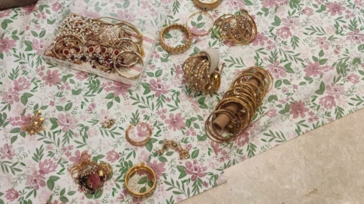 Raids On Karnataka Minister’s Personal Secretary Uncover Disproportionate Assets Worth Over Rs 14 Crore