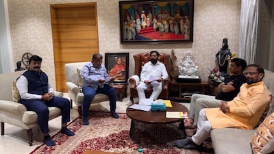 The meeting was held at Eknath Shinde’s residence in Thane and continued till around 4am. (News18)
