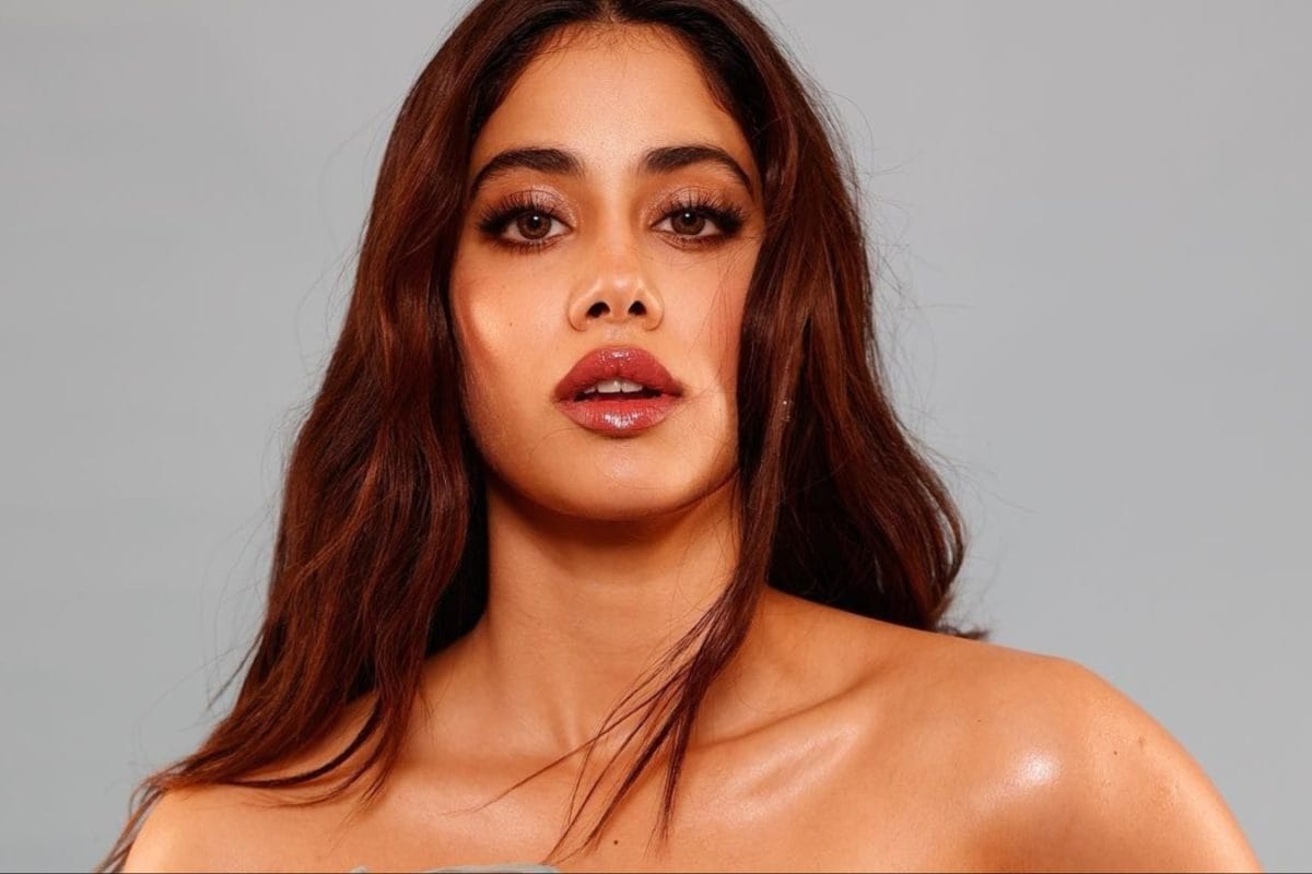 The Glossy Lip Glow-Up: What’s Driving This Year’s Most Loved Trend