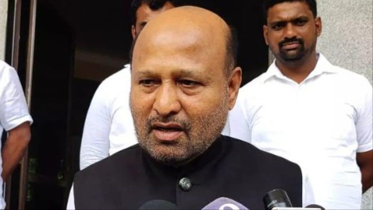 Karnataka Congress MLA Makes Controversial 'Rape' Remark Over Leadership Tussle In State