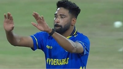 Mohammed Siraj dismissed three Mumbai batters on Friday. (Picture Credit: Screengrab)