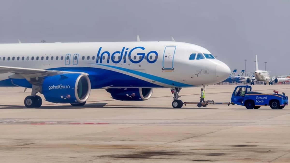Tech Glitch, Crew Crunch & Airport Congestion: What’s Behind IndiGo’s Flight Chaos?