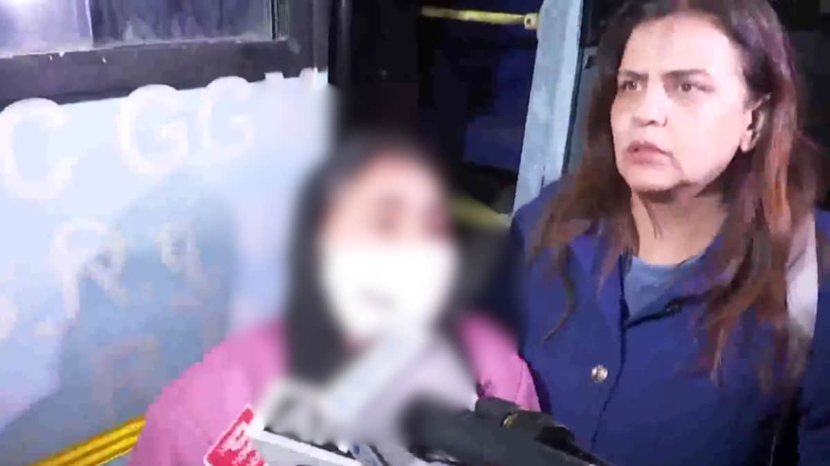 ‘I Want Justice’: Unnao Rape Survivor Meets Rahul Gandhi, Seeks President, PM Modi's Intervention