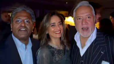 Lalit Modi seen in video with Vijay Mallya from London party.