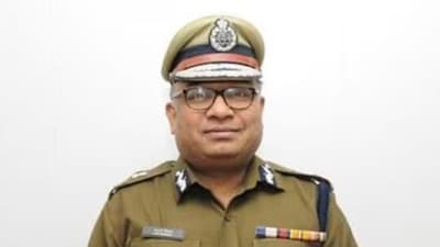 Ajay Singhal is a 1992-batch IPS officer of the Haryana cadre.