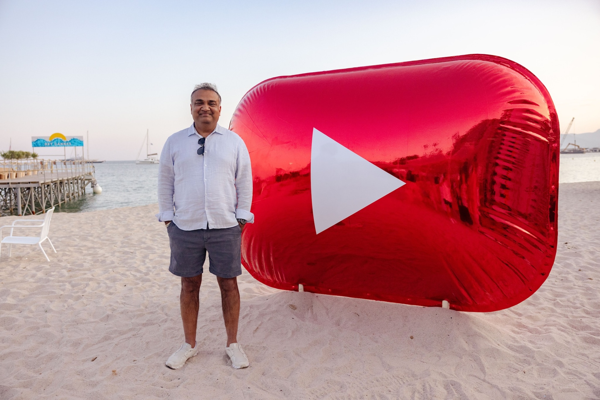 भारतीय मूल के नील मोहन को टाइम का 2025 का वर्ष का सीईओ नामित किया गया भारतीय मूल के नील मोहन को टाइम का 2025 का वर्ष का सीईओ नामित किया गया