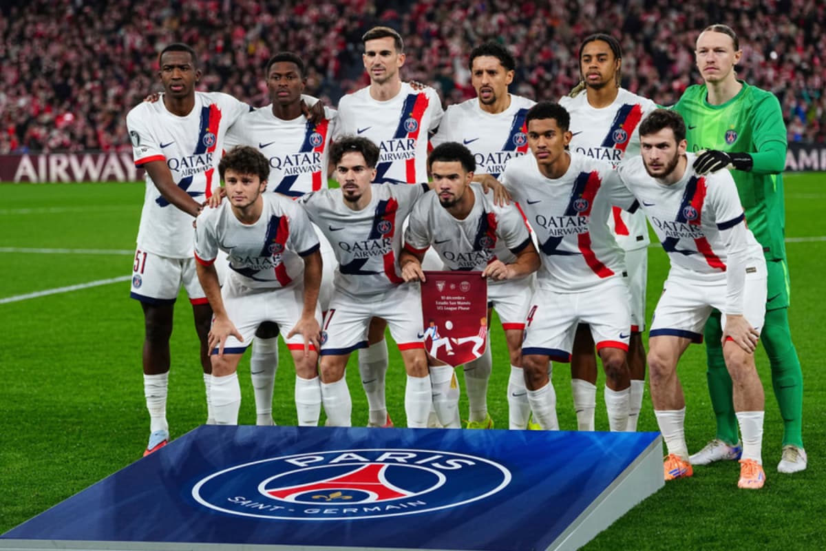 PSG Team Bus Stoned In Bilbao After UEFA Champions League Draw Against Athletic