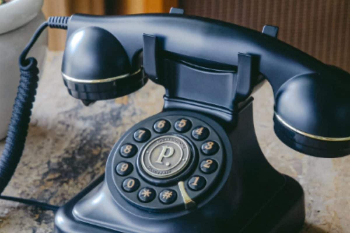 This Retro-Style Landline Phone Can Take Your WhatsApp And FaceTime Calls: How It Works