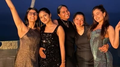 Rashmika Mandanna Drops Vacation Photos From Sri Lanka With Her Girls, Fans  React | Telugu Cinema News - News18