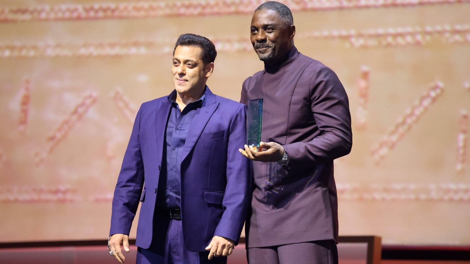 Salman Khan Honours Idris Elba At Red Sea Film Festival: 'I've Seen His Films At Home With Family' | Bollywood News - News18
