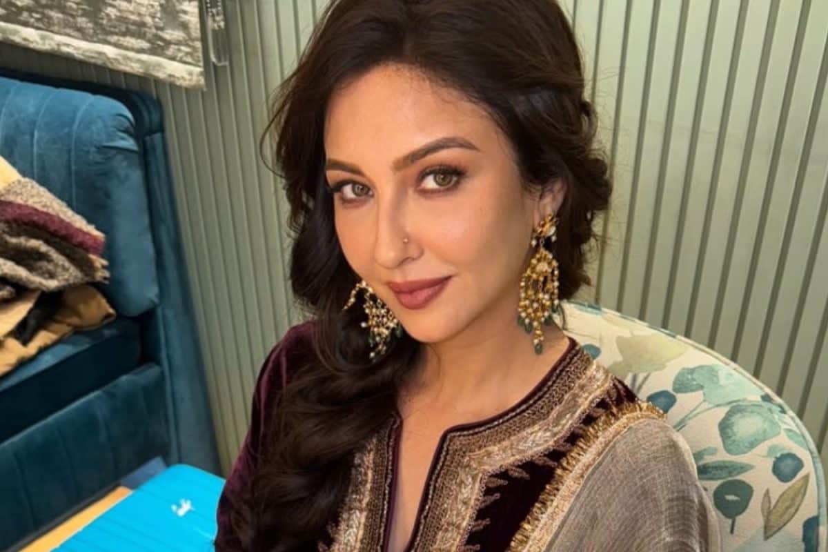 Dhurandhar Actor Saumya Tandon’s Thoughtfully Curated Mumbai Home Reflects Her Personal Style