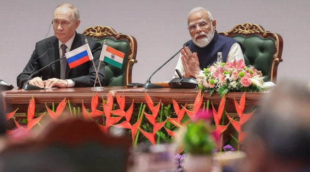On December 5, the diplomatic meet culminated at the Rashtrapati Bhavan, New Delhi. President Droupadi Murmu hosted a grand banquet for Putin, Modi, the Union Ministers of India, as well as the diplomats. On December 5, the diplomatic meet culminated at the Rashtrapati Bhavan, New Delhi. President Droupadi Murmu hosted a grand banquet for Putin, Modi, the Union Ministers of India, as well as the diplomats.