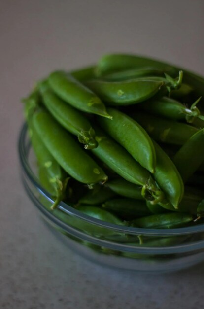 This is why green peas are the ultimate ingredient for jugaad. Especially in winter, it helps extend meals, reduces waste and makes the cooking process flexible.
