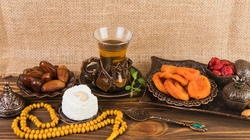 While traditional New Year’s focus on prayers, rituals, fasting, rangoli, new clothes, and community feasts, the Gregorian New Year blends modern, global customs with Indian elements.