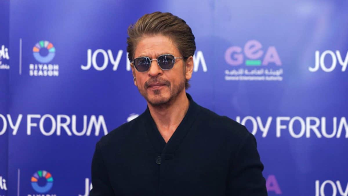 Shah Rukh Khan Doubts He’ll Get Office Space in His Dubai Tower