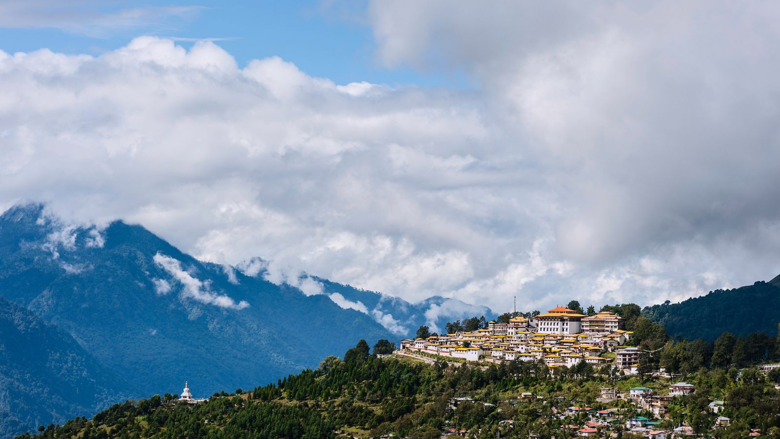 India’s Own Winter Wonderland: Where To See Snow Without Leaving Home