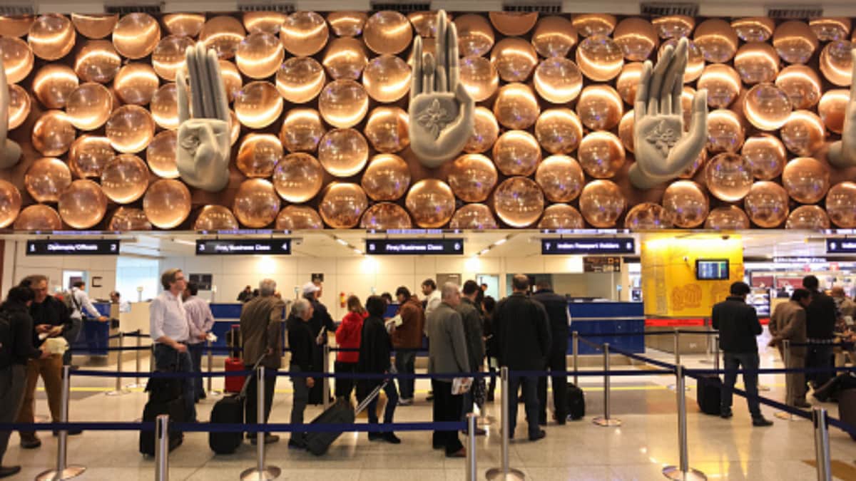 Travelling Abroad? Safety Tips Every Indian Should Know