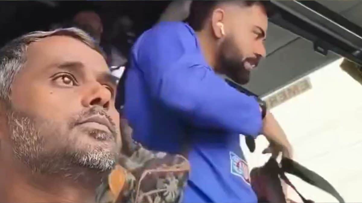 Virat Kohli Captured In Funny Clip By Inventive Bus Driver, Video Goes Viral | Watch