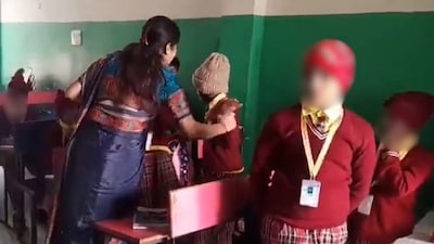 UP Teacher Caught On Camera Slapping Kids. (Photo: X)