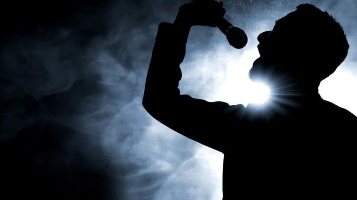 ‘Nepal’s Superstar’, This Playback Singer Involved In Kiss Controversy Ruled 90s Music Industry