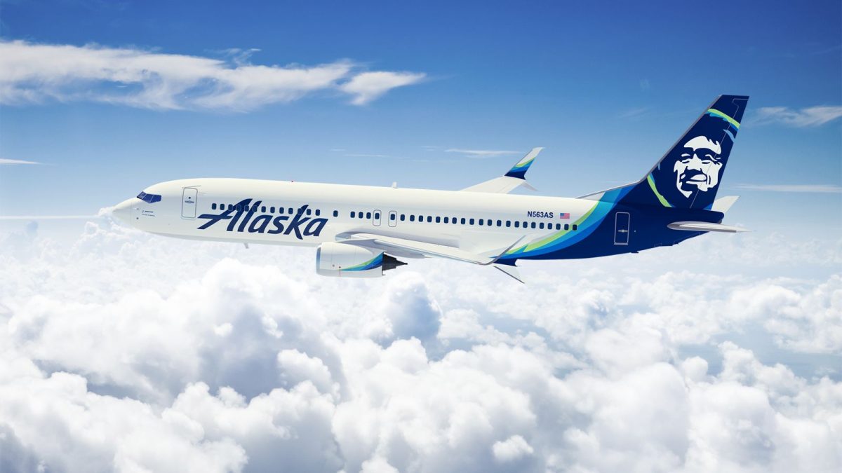 Alaska Pilot Attempts to Shut Down Engines Mid-Flight