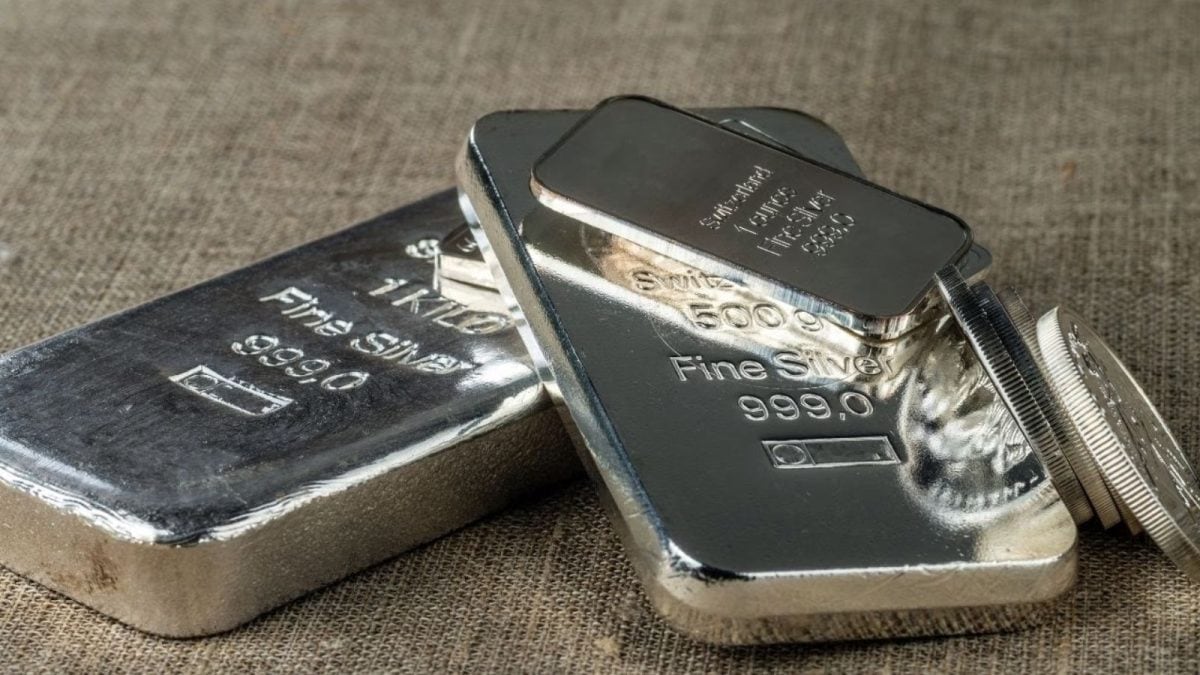 Silver ETFs in NPS: Here’s What Expert Suggests About Portfolio Diversification