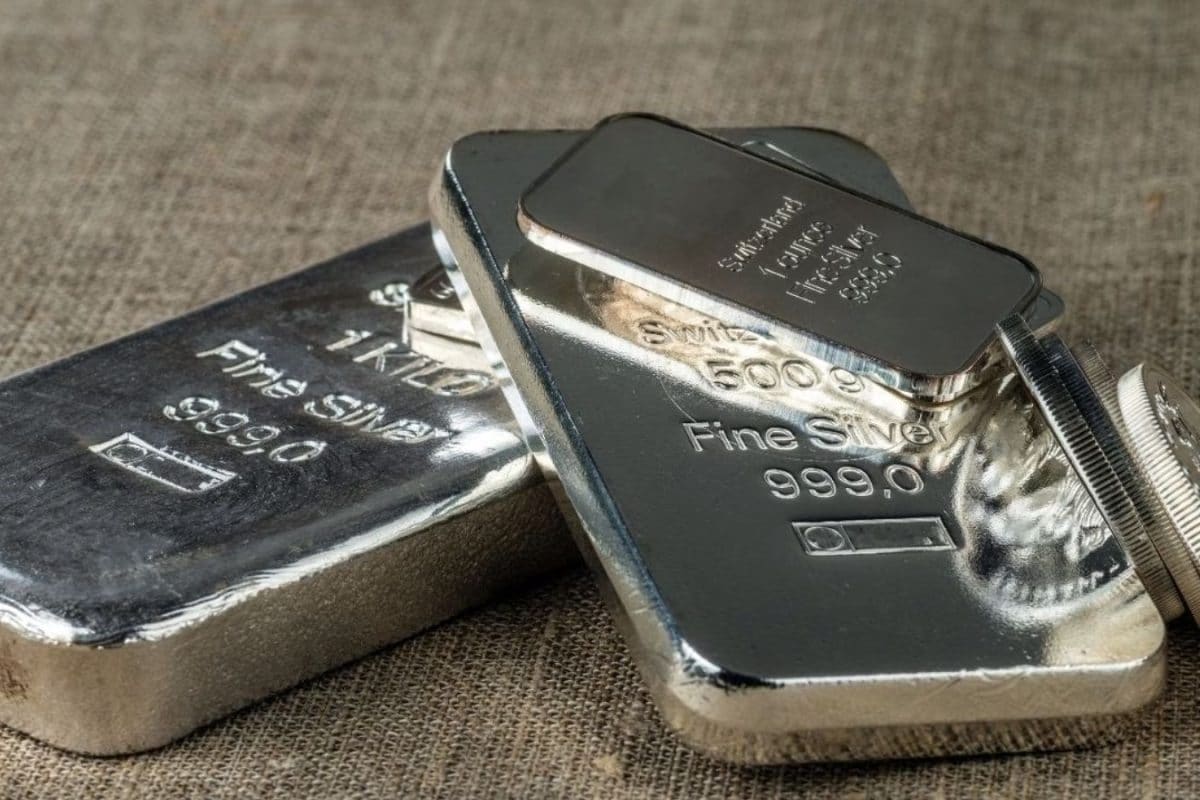 Silver ETFs in NPS: Here’s What Expert Suggests About Portfolio Diversification