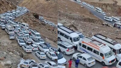 Hundreds of cars remain in queue in slow-moving traffic at Rohtang pass. (Photo Credit: X)