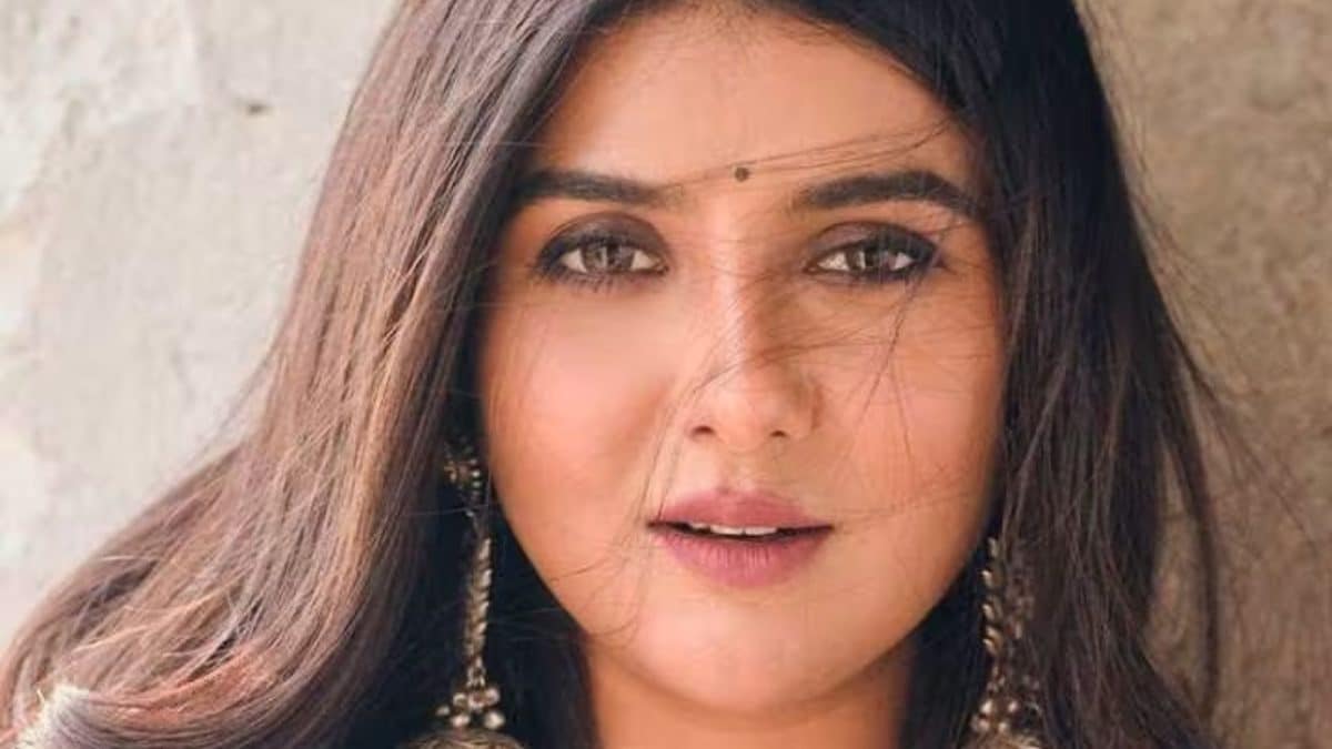 Who Is Parno Mitra, Bengali Actress Who Has Left BJP To Rejoin TMC Ahead Of 2026 Polls?