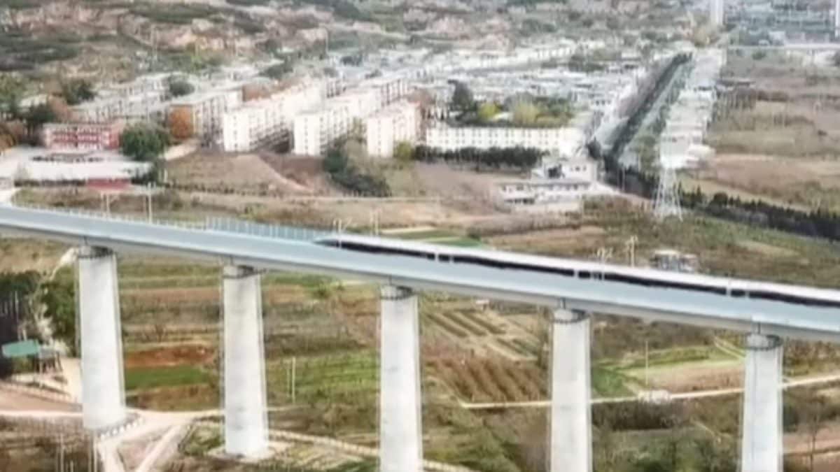 World’s Largest Rail Network, Runs At 350 KM/Hr Speed — Tracks Are ‘One-Fifth Longer’ Than Earth’s Circumference