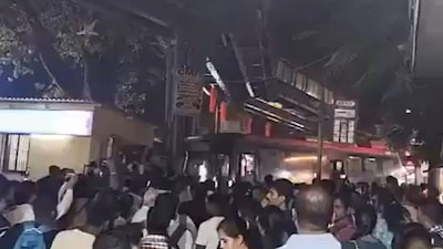 Panic spread in the area after the accident. (Photo: X)