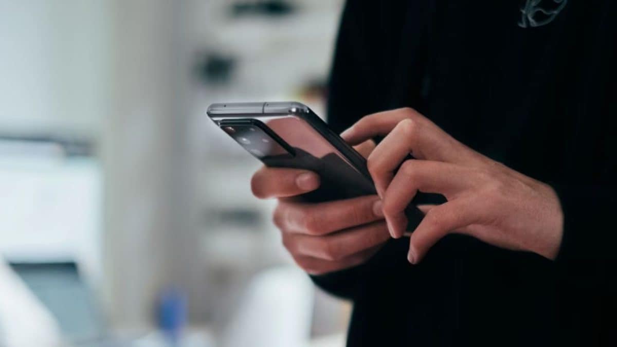 One Call Home: Indian Govt Plans Global Toll-Free Passport Helpline | Exclusive