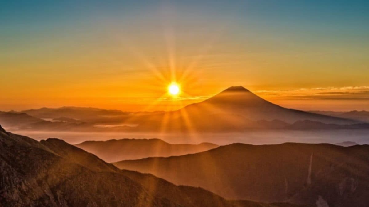 This Remote Pacific Nation Becomes First To Usher In The New Year; Here’s Who Will Ring In 2026 Last