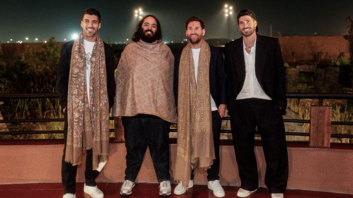 Reports Claim Lionel Messi Received Rs 10 Crore Watch From Anant Ambani At Vantara