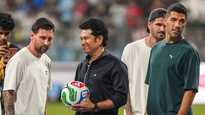 Sachin Tendulkar with Argentine footballer and 2022 FIFA World Cup winning captain Lionel Messi and his Inter Miami teammates Rodrigo De Paul and Luis Suarez (Picture credit: PTI)
