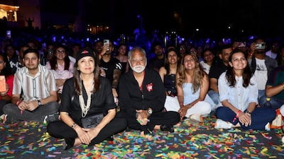 Vadh 2 stars Sanjay Mishra and Neena Gupta lit up Mumbai’s music scene as they joined fans for a lively bhajan-clubbing night, marking the two-month countdown to the film’s release.