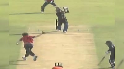 Virat Kohli in action for Delhi in Vijay Hazare Trophy