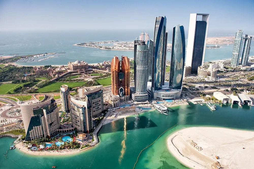 The UAE, Dubai, and Abu Dhabi are closely connected, but let us clear that they are not the same. Each one has a different meaning, role, and importance.