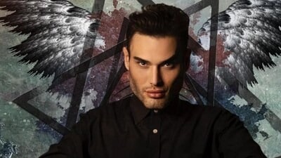 O vidente brasileiro Athos Salomé, muitas vezes apelidado de “Nostradamus Vivo”, prevê um confronto militar direto entre a OTAN e a Rússia no Ártico. Ele associa este conflito potencial ao derretimento do gelo e à abertura de novas rotas marítimas devido às alterações climáticas.