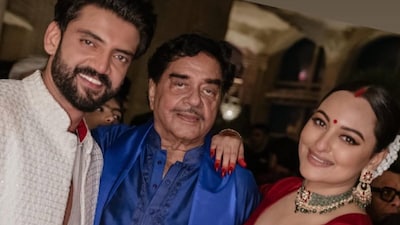 Zaheer Iqbal, Sonakshi Sinha and Shatrughan Sinha in a throwback wedding picture.